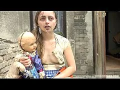 คลิปโป๊สยองขวัญ สาวน้อยไร้เดียงสาพ่อแม่ตายเป็นโรคซึมเศร้าโดนลุงหื่นโรคจิตข่มขืนเย็ดหีบนโต๊ะกลางแจ้ง