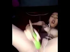 แตงกวาพาเสียว สาวแว่นจีนช่วยตัวเองโชว์อย่างเด็ด เอาแหย่หีจนเสร้จเอามากินต่อเสียวมาก